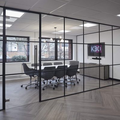 demountable partitioning, frameless glazing, glass doors, flush double glazed doors, fire rated glazed partitions, curved glass,